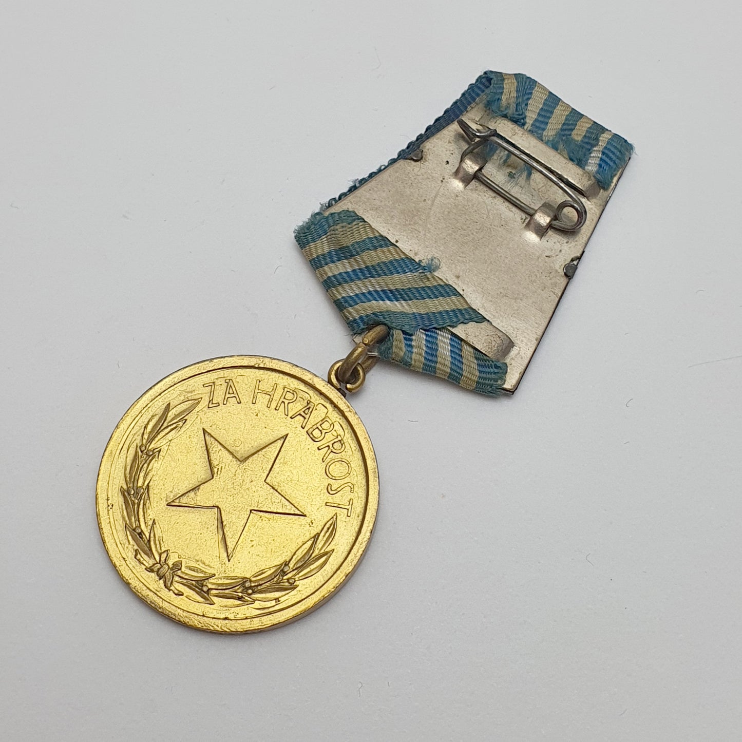 YUGOSLAVIA Bravery Medal (Yugoslavian type)